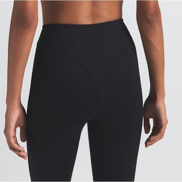 Skims Nike V-Panel Legging 26” - Picture 3 of 12